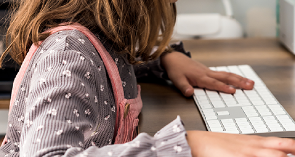 Young-Girl-Desk